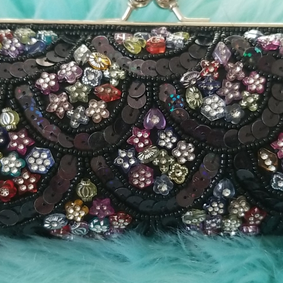 Vintage Beaded Clutch - Picture 3 of 6